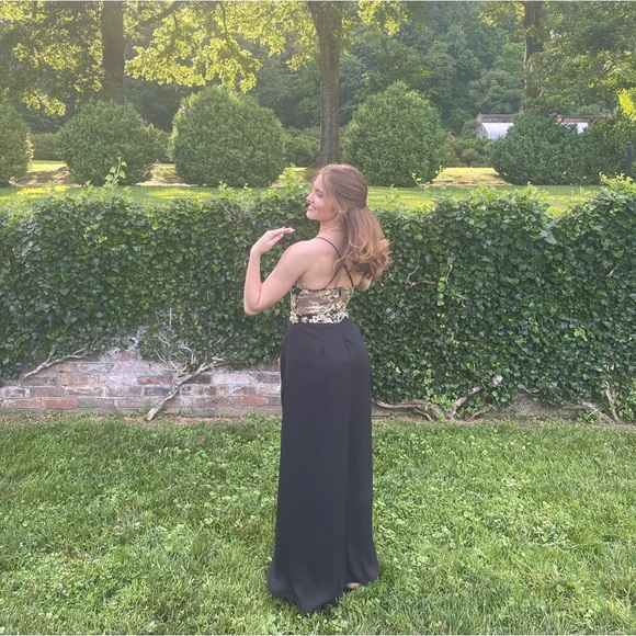 Lucy in the Sky Dresses Lucy In The Sky Tulum Lace Maxi Dress In Black And Gold Size 2 Prom